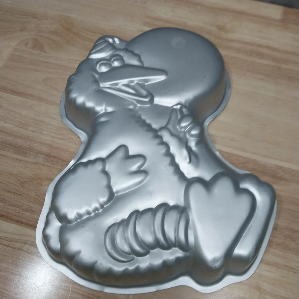 Big Bird Wilton Cake Pan Vintage Aluminum 13 inch Silver